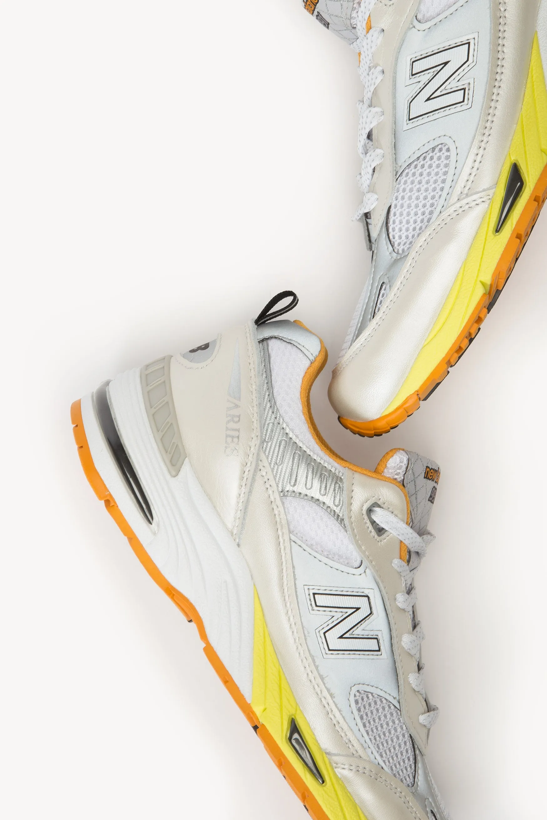Aries x New Balance Womens 991ARI