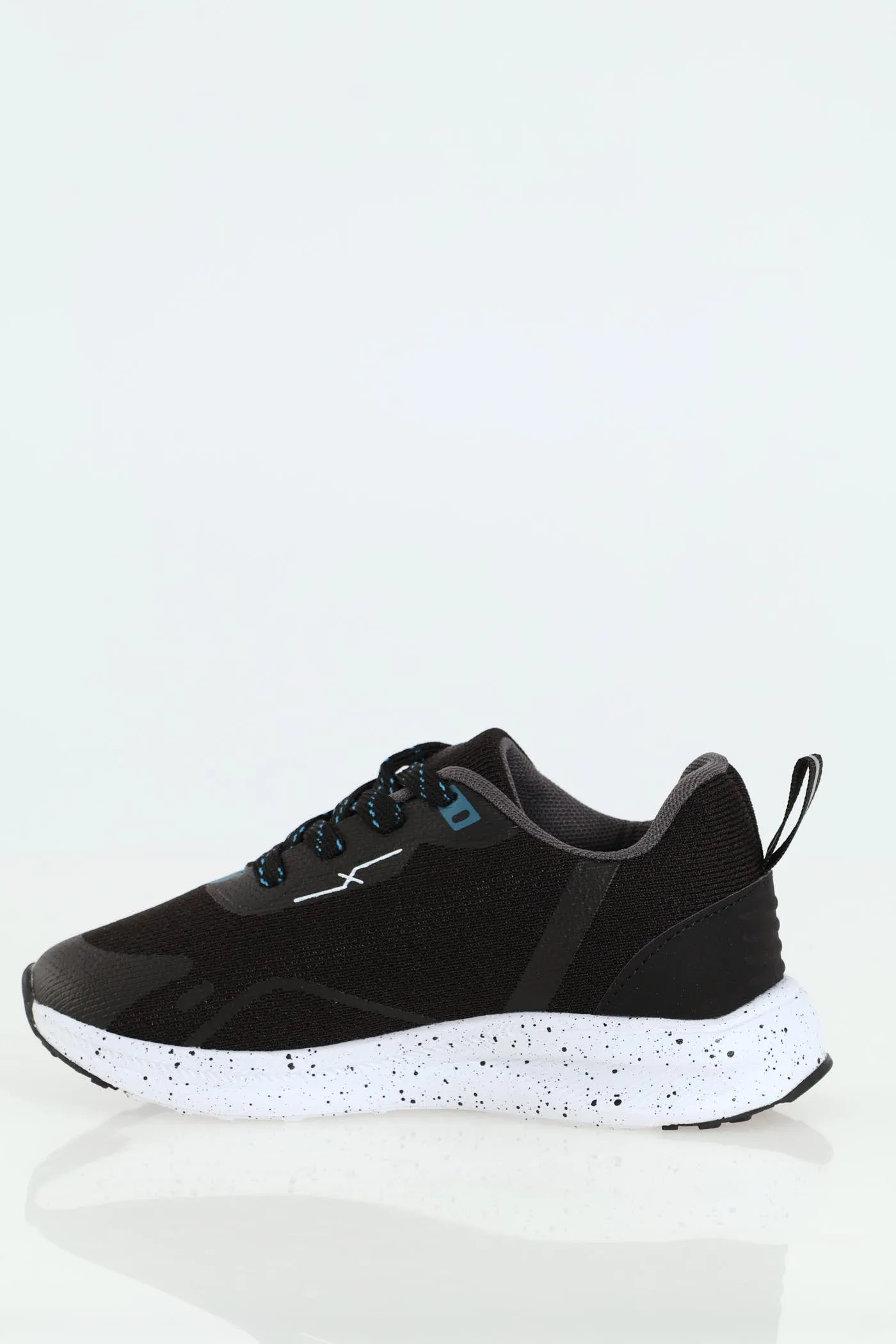 Boys Mesh Trainer - Black