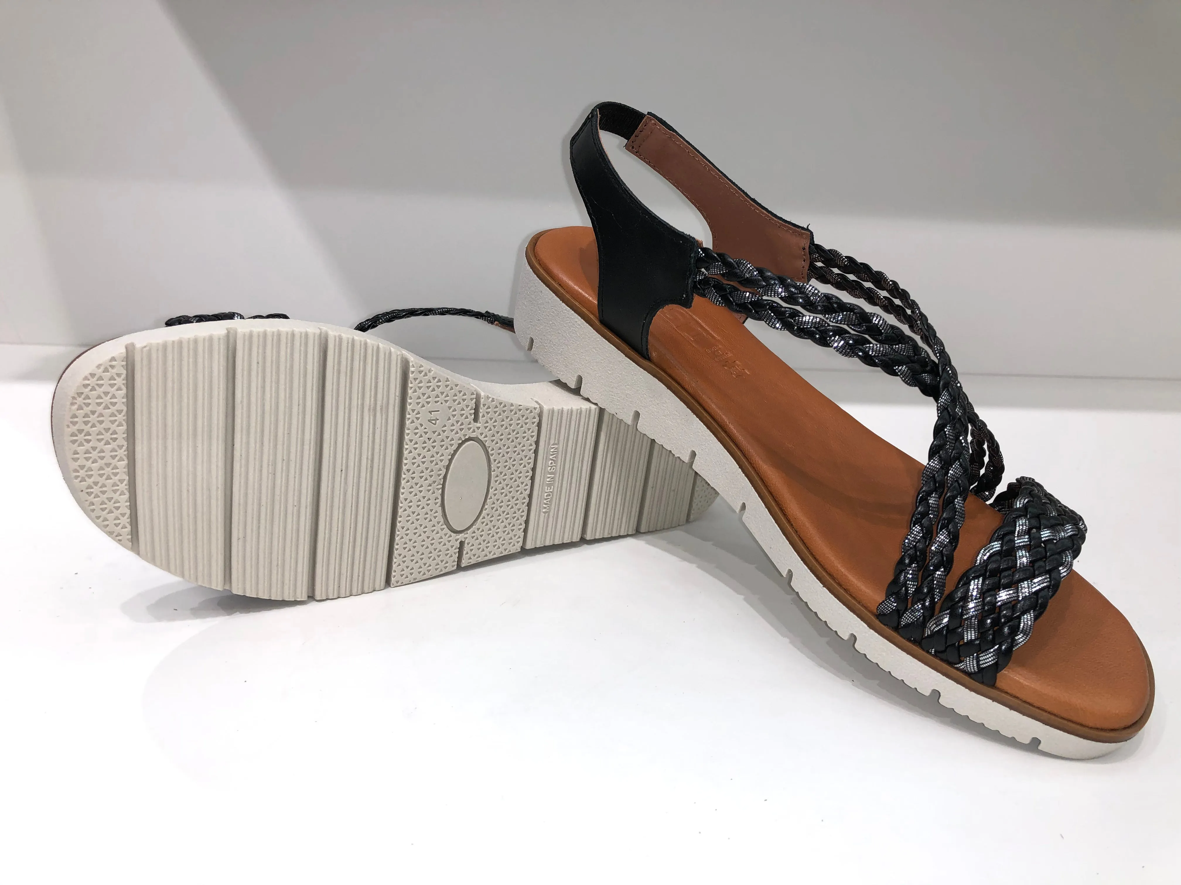 BRAID BLACK