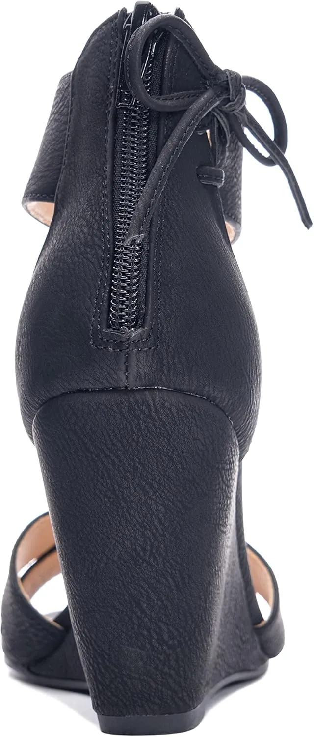Chinese Laundry Women's Canty Wedge Sandal