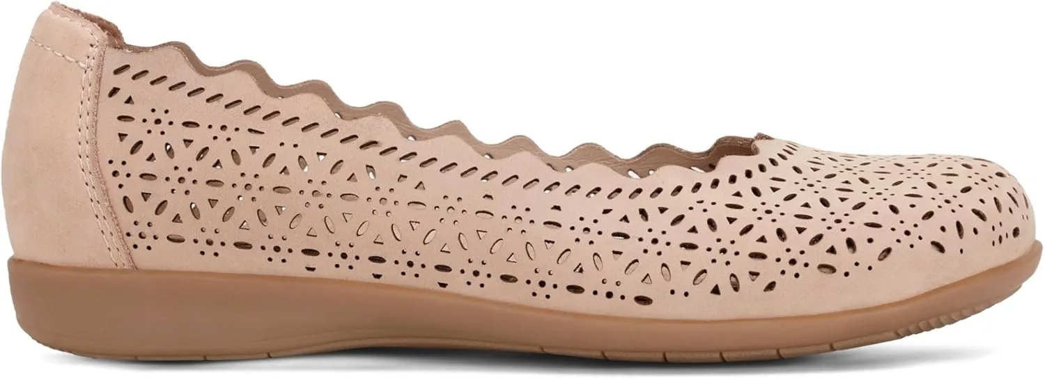 Earth Women's Etbria Ballet Flat
