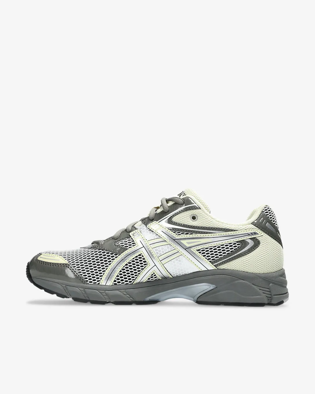 GEL-DS TRAINER 14 - TRUFFLE GREY/SILVER