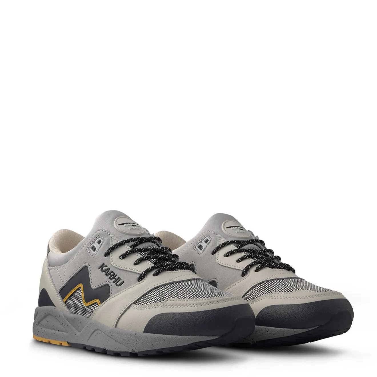 Karhu Aria 95 Trainer Lily White / India Ink
