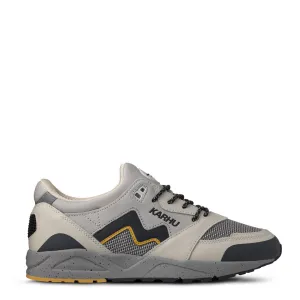 Karhu Aria 95 Trainer Lily White / India Ink