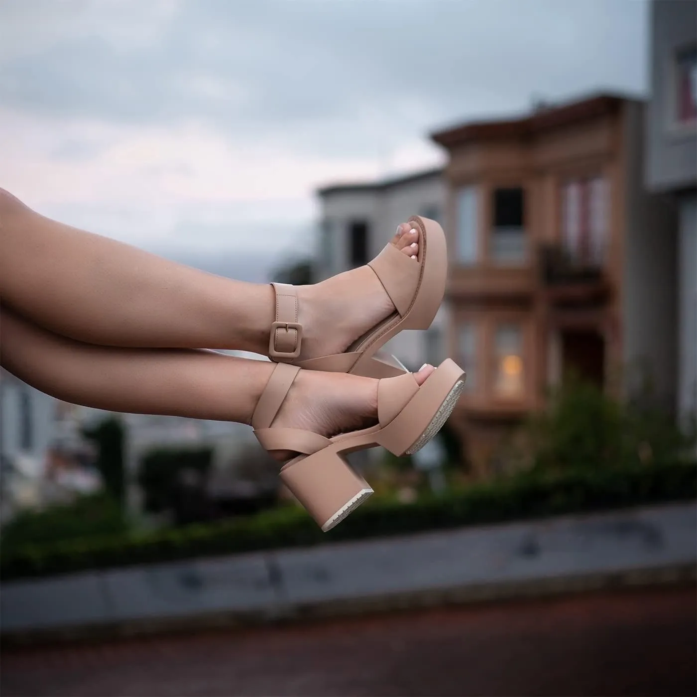 naked Feet Women's ICONOCLAST Heeled Sandal