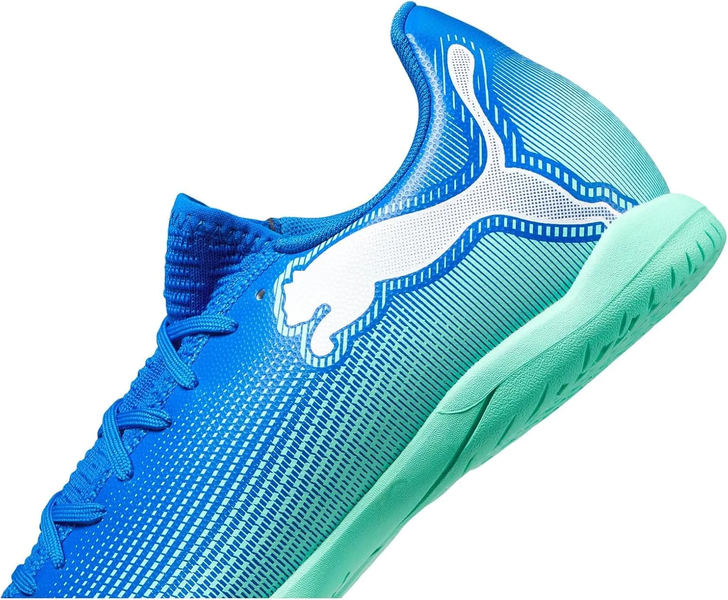 PUMA Men's Future 7 Play Indoor Trainer Soccer Shoes Sneaker