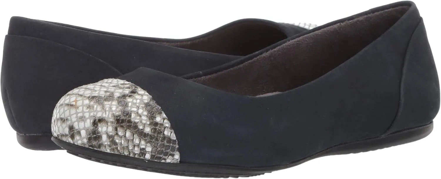 SoftWalk Women's Sonoma Cap Toe Ballet Flat