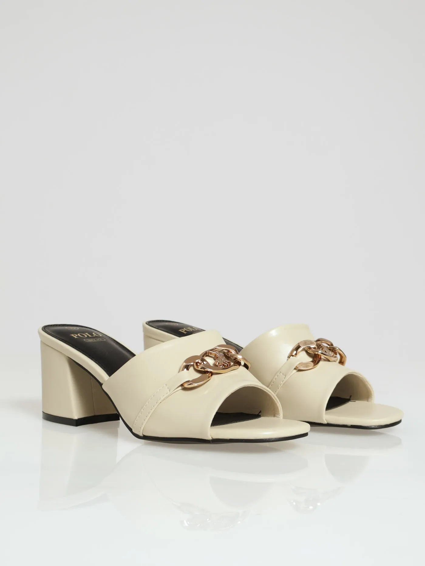 Trim Round Toe Mule Heel - Cream